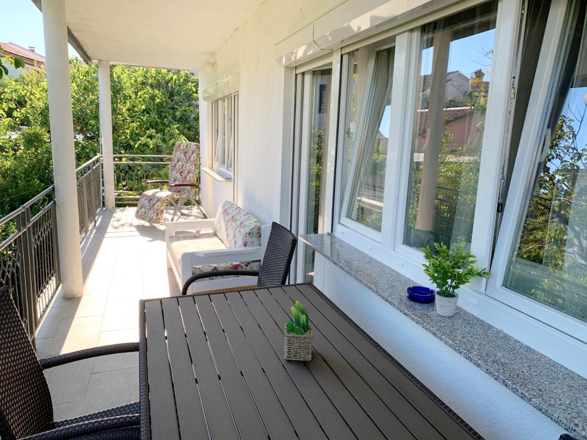 Apartment Gardenview - New! Krk Town Exterior foto