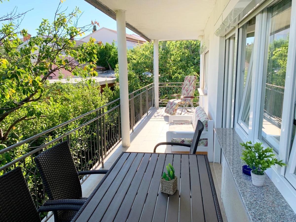 Apartment Gardenview - New! Krk Town Exterior foto