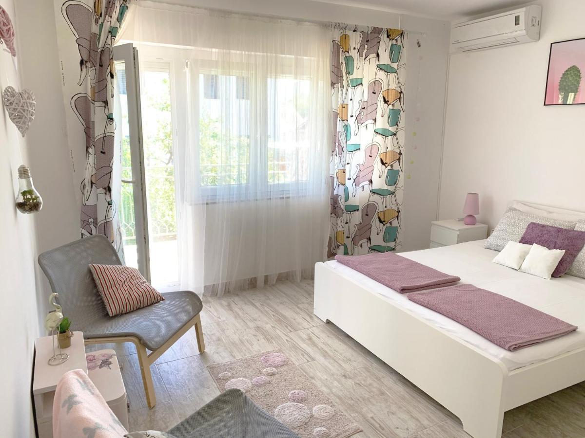 Apartment Gardenview - New! Krk Town Exterior foto